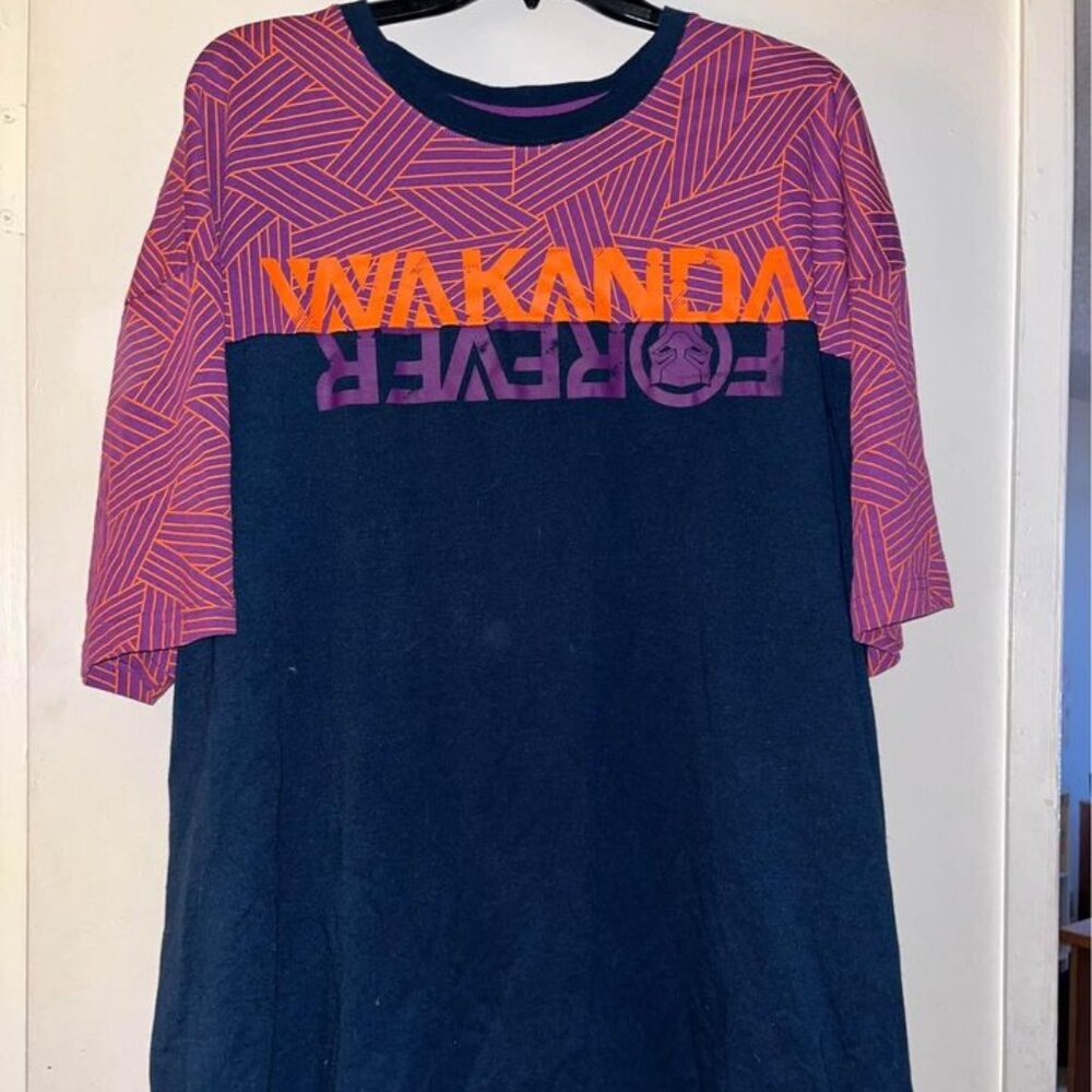 Marvel “Wakanda Forever” Tee, Size 2XL